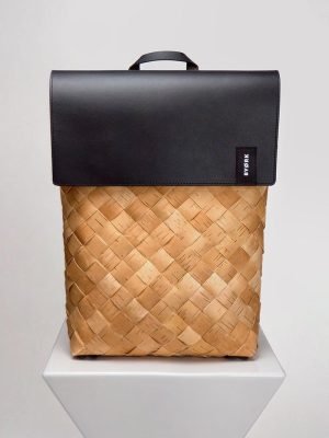 byork j7dl7ca5lmg unsplash byork j7dl7ca5lmg unsplash